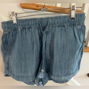 NWT Vineyard Vines Chambray shorts size XS